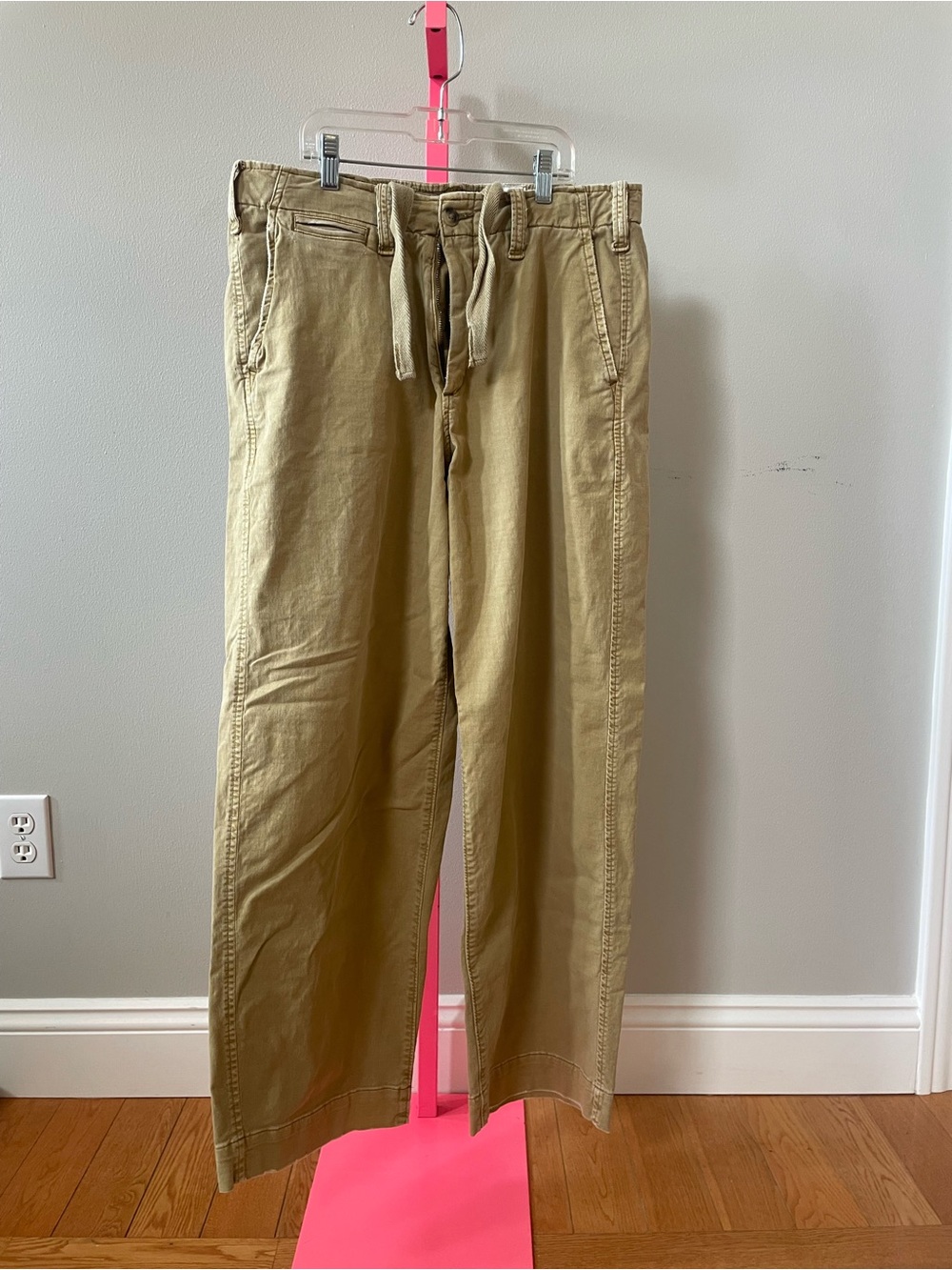 Abercrombie & Fitch AF Archive Baggy Chino